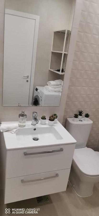 Apartmán Mia!! Self Check-In!! Bukurešť Exteriér fotografie